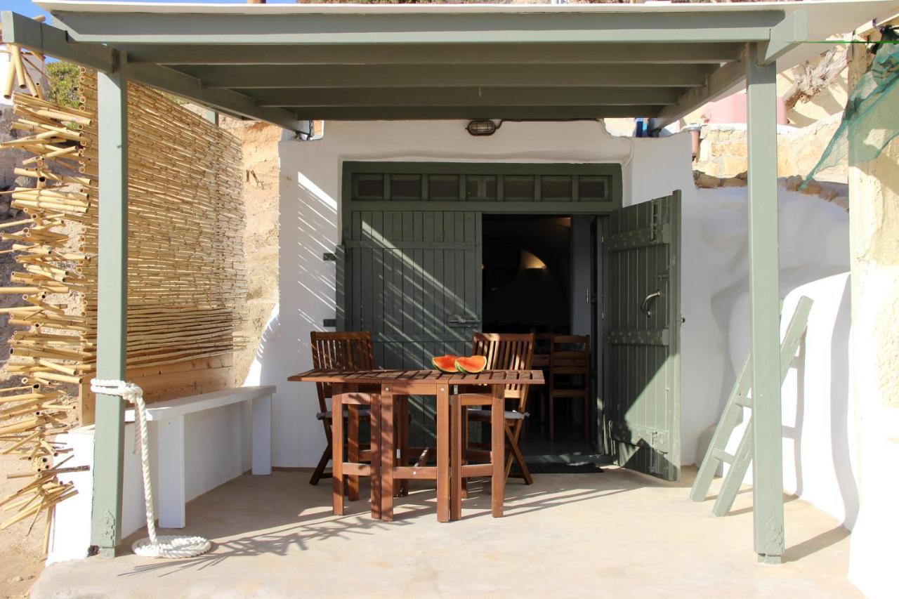Manis Sirma Villa Provatas Exterior photo